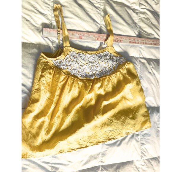 CHELSEA FLOWER 100% Silk Yellow Gold Camisole Top M - Picture 6 of 10